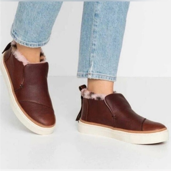 NWT TOMS Paxton Leather Faux Leo Fur Chukkar Sneaker Size 11 - Picture 4 of 13